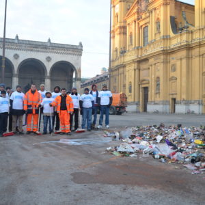 PutzaktionMUC14 Gruppenfoto Odeonsplatz